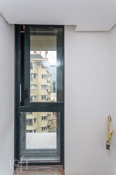 Image 21 - 264661